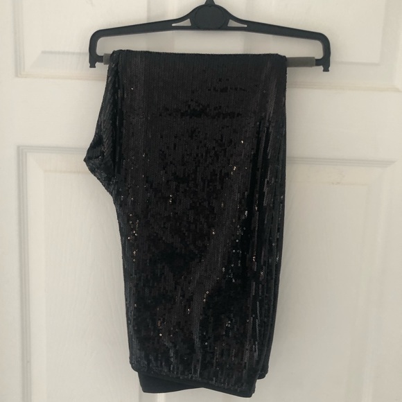 White House Black market High-Rise Skinny Sequin Knit Pants. - Picture 8 of 10